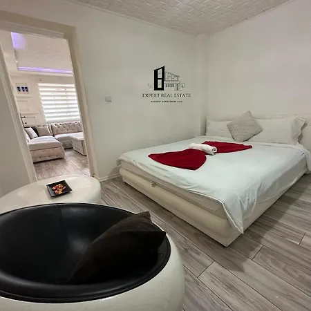 Villa By Expert Delux