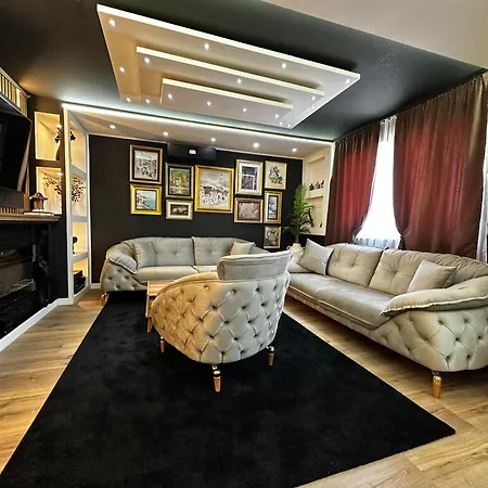 Villa By Expert Delux *